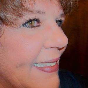 Meet your Posher, Lyn